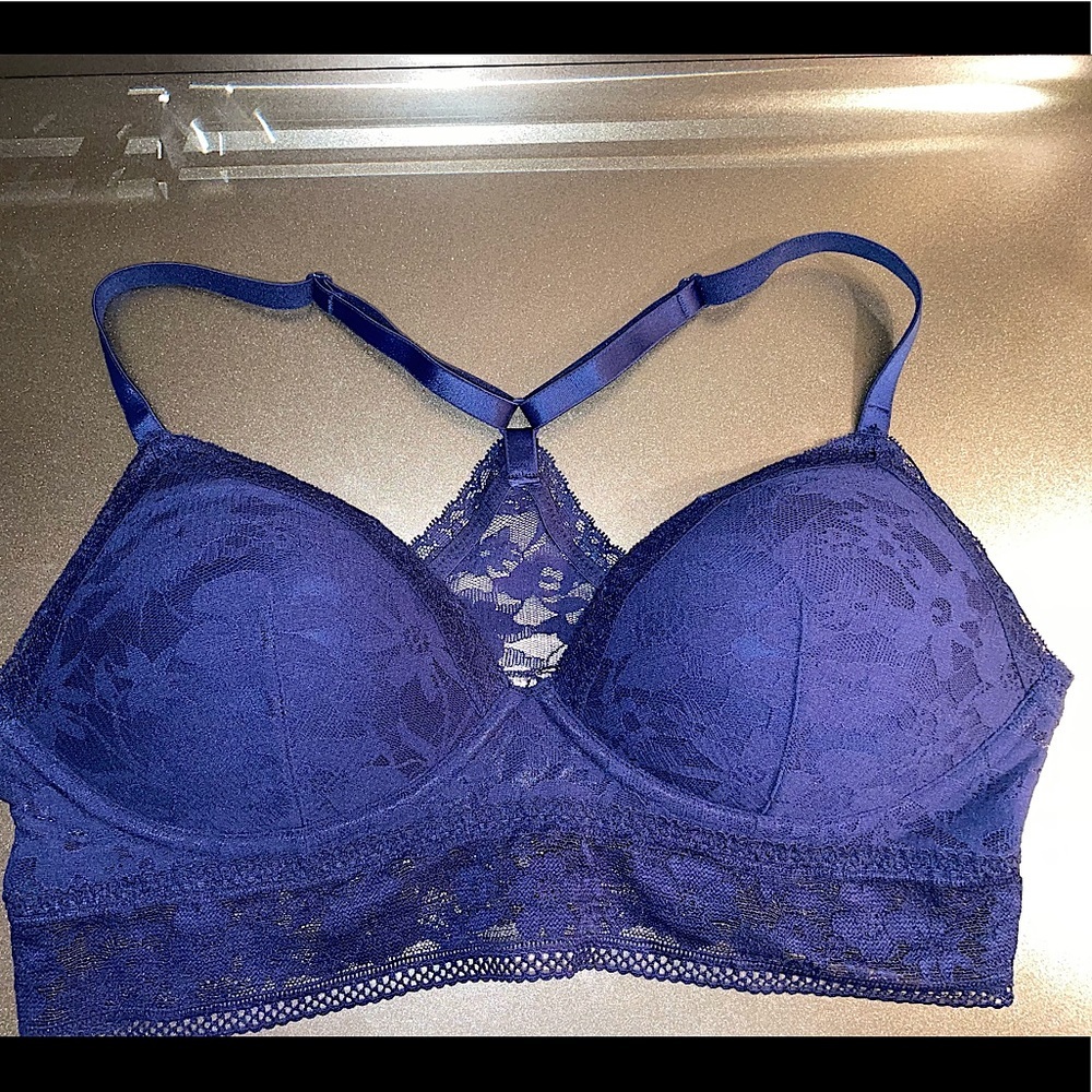 Nwt Victoria Secret Bralette (L) in Navy